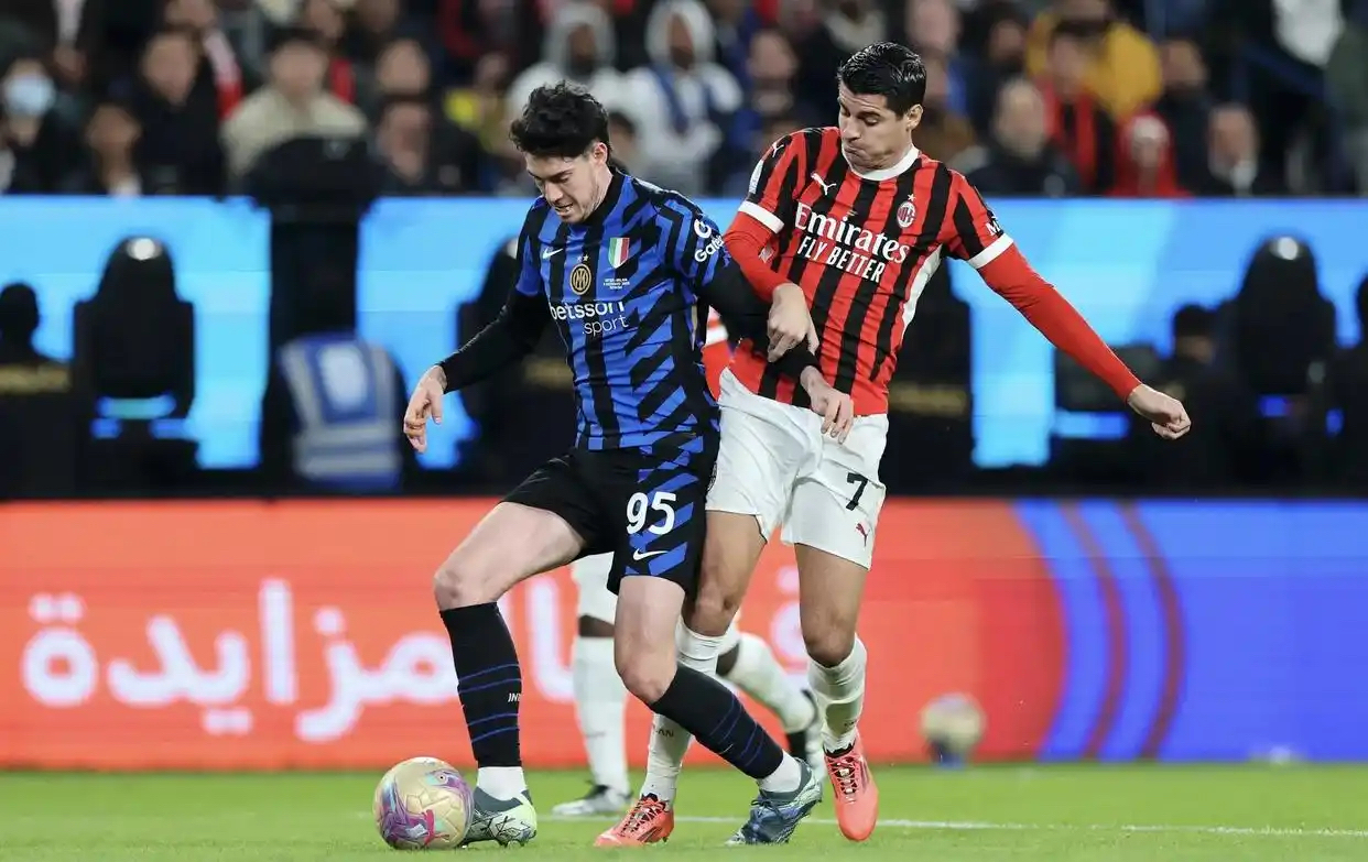 星空体育官方网站关于风云突变AC米兰转会期临场应变，中超版图或变，赛场秩序良好，球队文化再被提及的信息