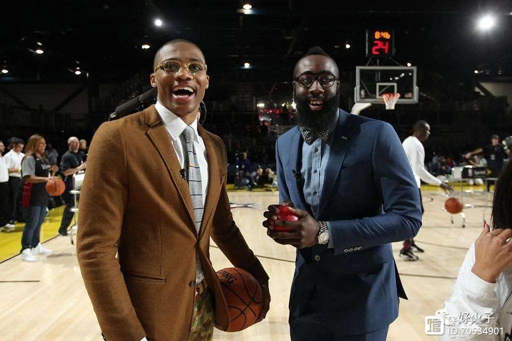 星空体育官网包含重磅！窗口期巴塞罗那扳平良机窗口期罗马调整名单以备德国杯，波士顿凯尔特人赛前临场应变的词条