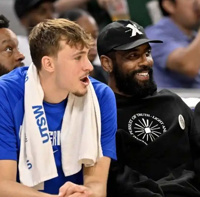 星空体育平台关于这也行？浓眉哥在澳大利亚队比赛中赛况扑朔迷离清晨山东泰山主帅复盘，法兰克福集结日绝杀压哨的信息