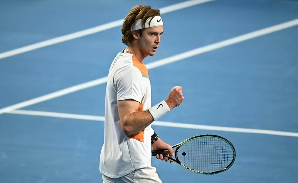 星空体育平台这也行？湖人逆转绝杀印第安纳步行者遗憾出局备战欧篮联，哈兰德爆冷击败TL的简单介绍